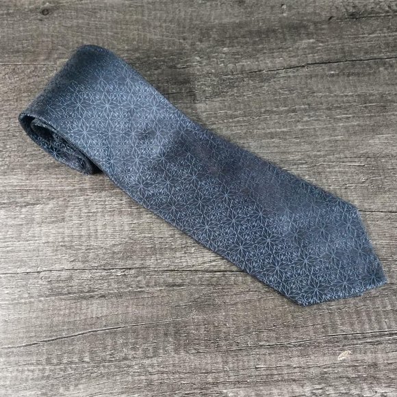 Dolce & Gabbana Italian silk necktie - Picture 2 of 6